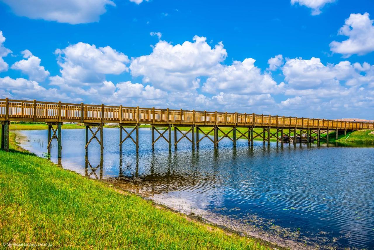 Stunning Lakeview Townhome W Private Pool Kissimmee Eksteriør billede
